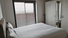 SideMerseyLivingscouk - 1BR Apt in L1